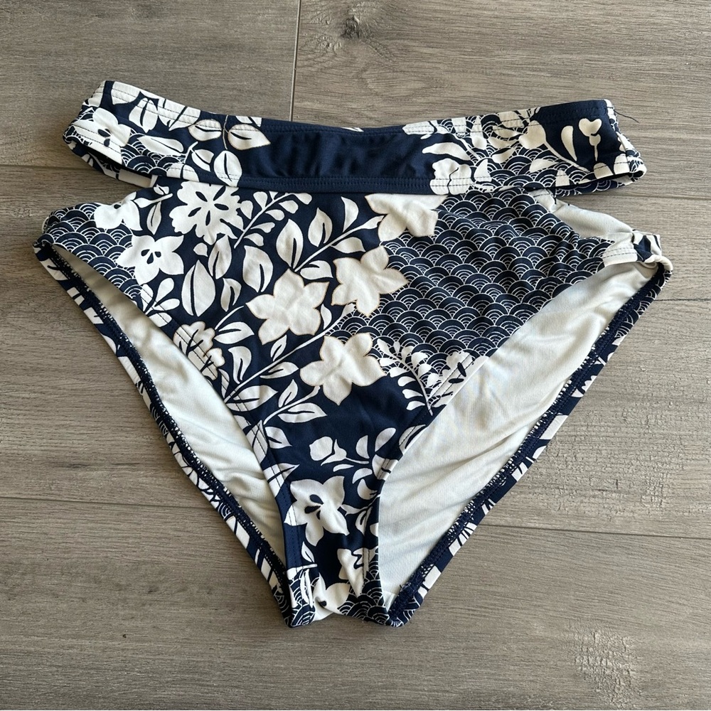 Vince Camuto bikini bottom - mid-rise - size XS